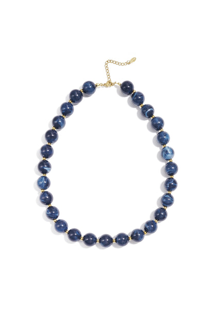 Bead necklace with gold beads in between 13.5mm