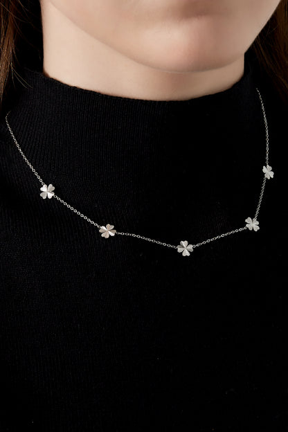 leafy luck necklace