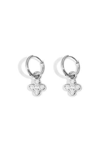 earrings clover class