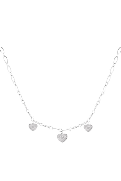 necklace three hearts coins