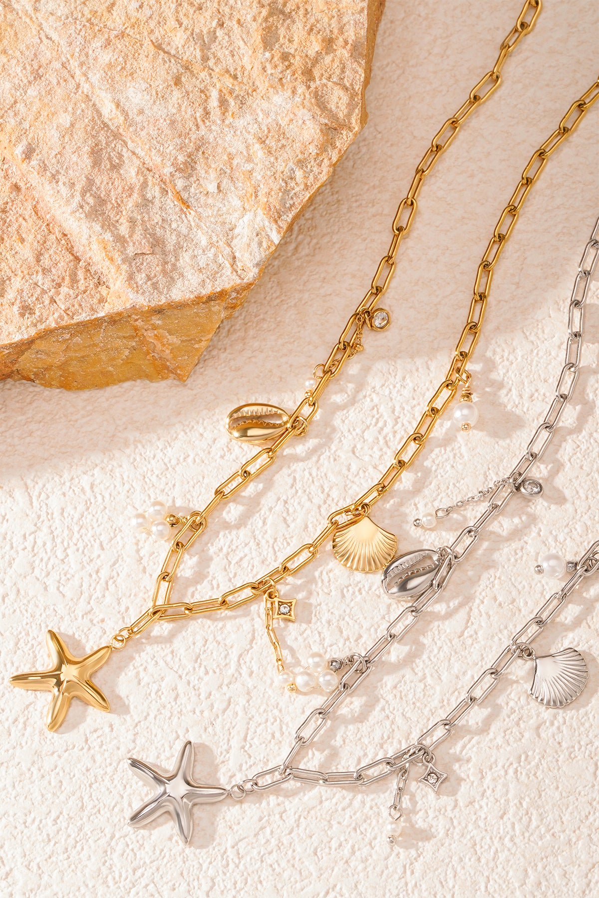 beach day necklace