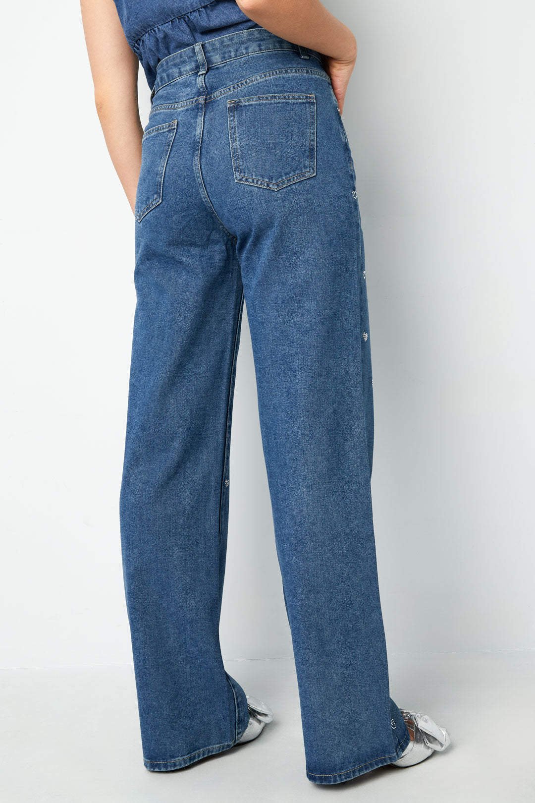Cotton Woven Women's Straight Leg Denim Pants Heart Embroidery Casual