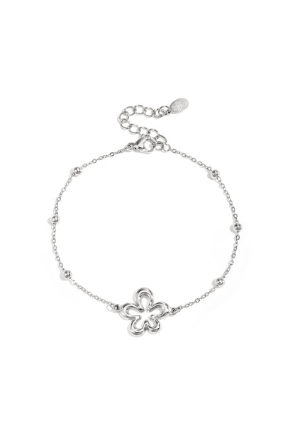 Bracelet with playful flowers in varying sizes