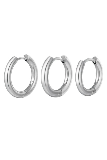 Hoop earrings set of 3