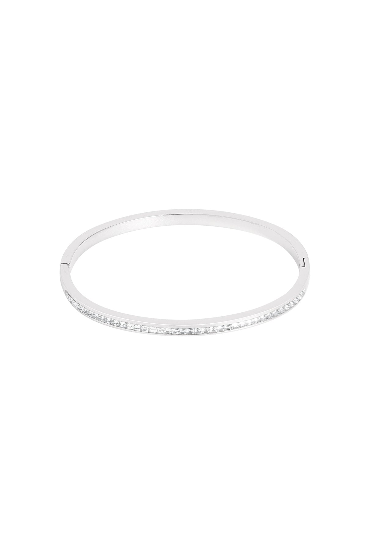 Sklavenarmband mit dünnen Steinen