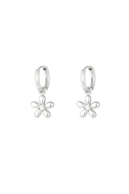 earrings daisy doo