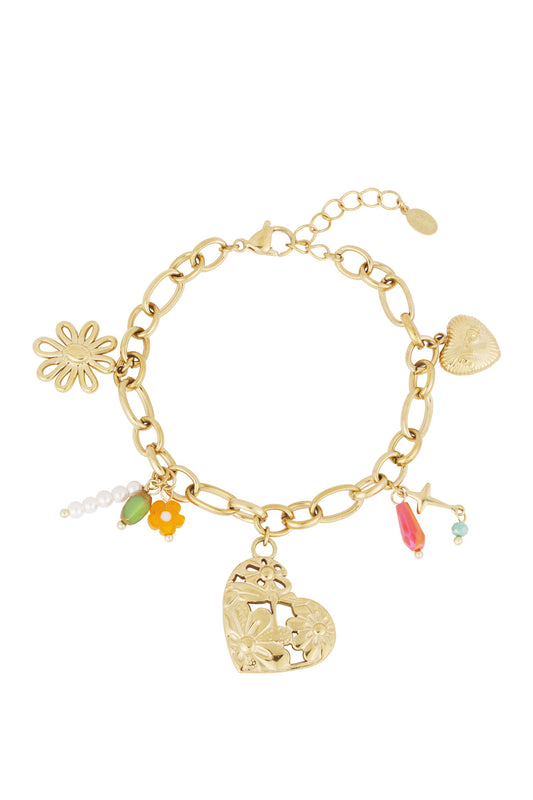 link bracelet with large charms
