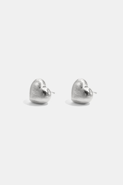 Sanft geformte Herzohrstecker mit mattem Effekt