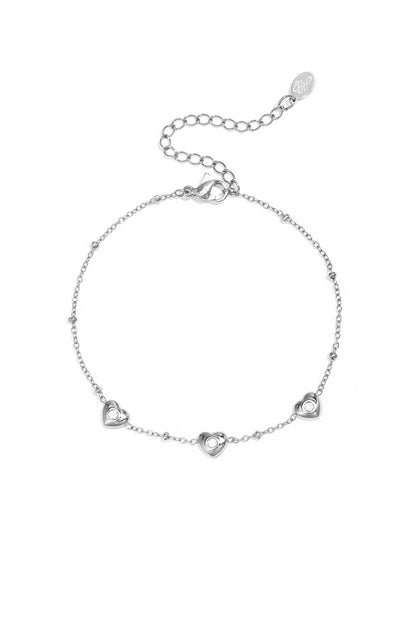 Armband mit Perlen und Herzen mit Stein