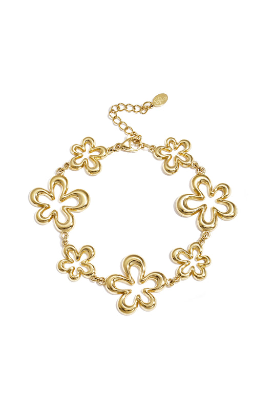 Bracelet with playful flowers in varying sizes