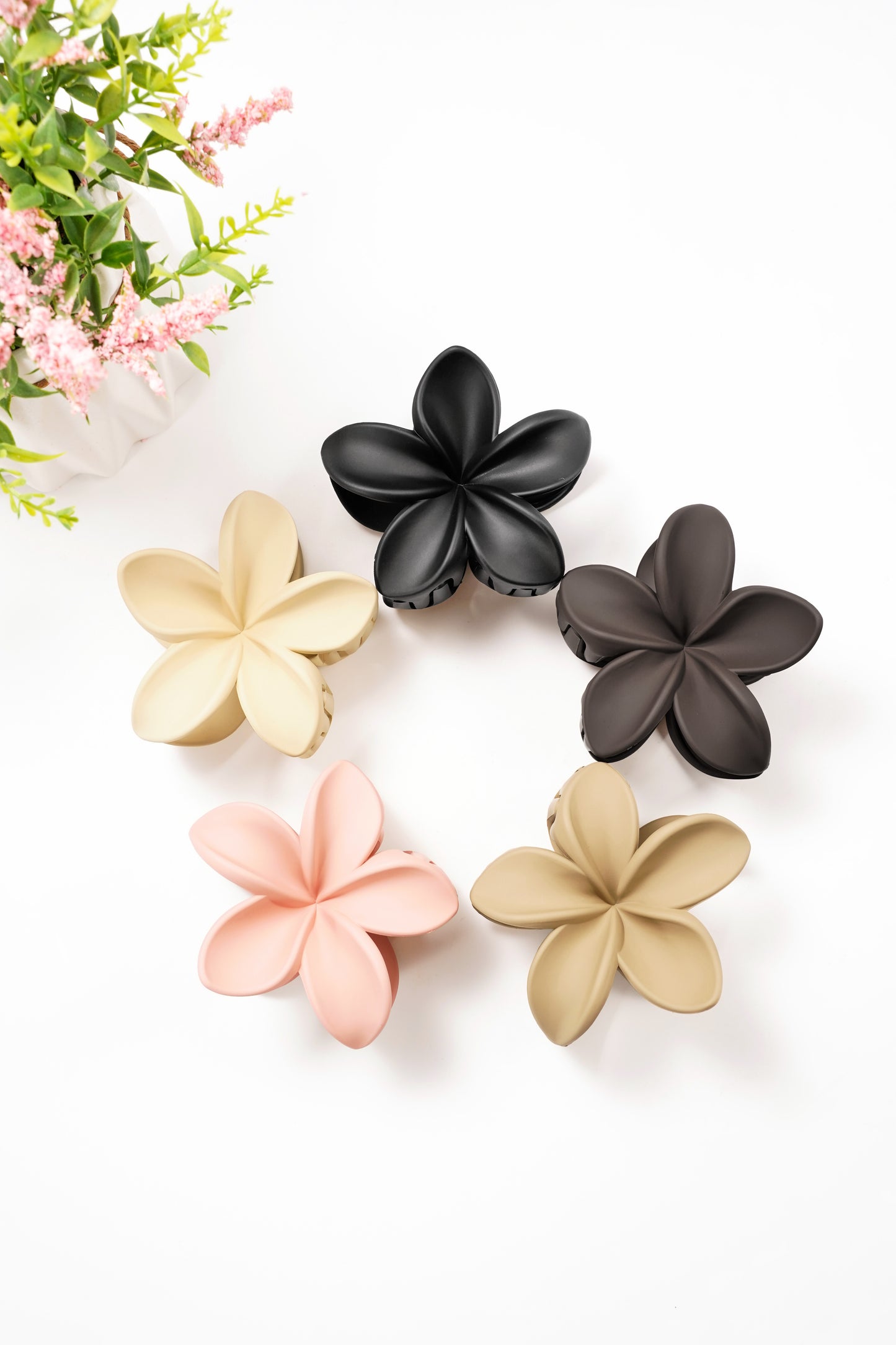 Hair clip flower - cream Plastic