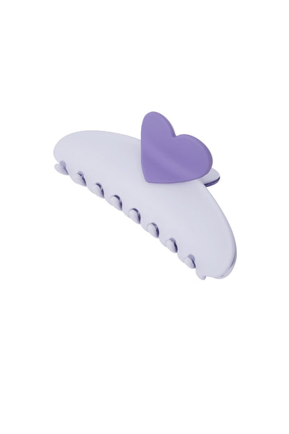 hair clip with heart detail