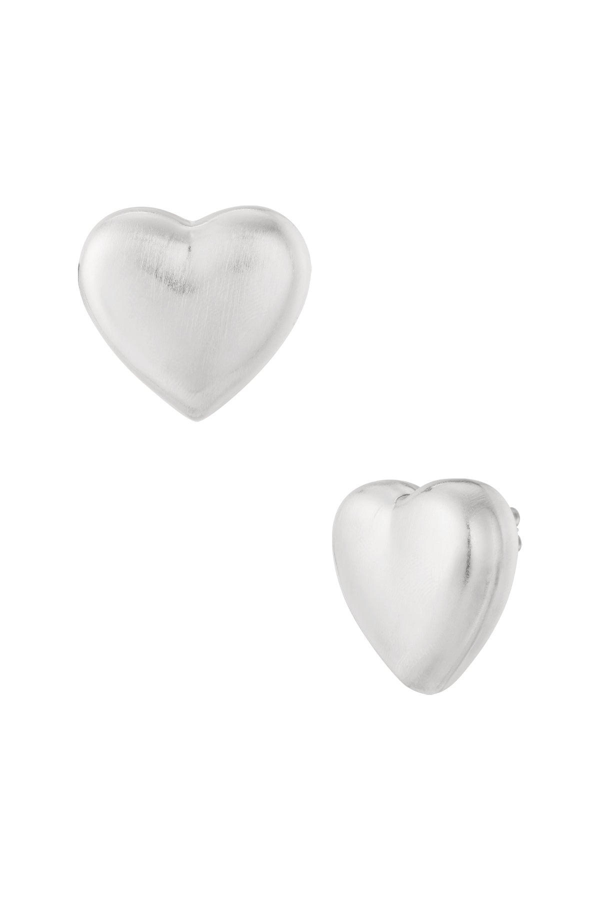 Soft heart studs earrings