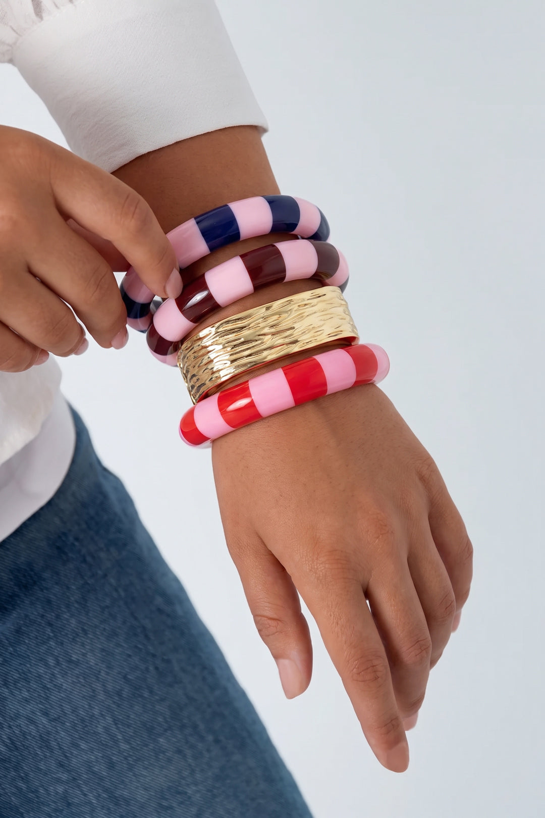Armreifen aus Kunstharz, lässige und schlichte Serie, Damenschmuck