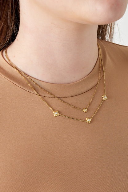 flowery necklace