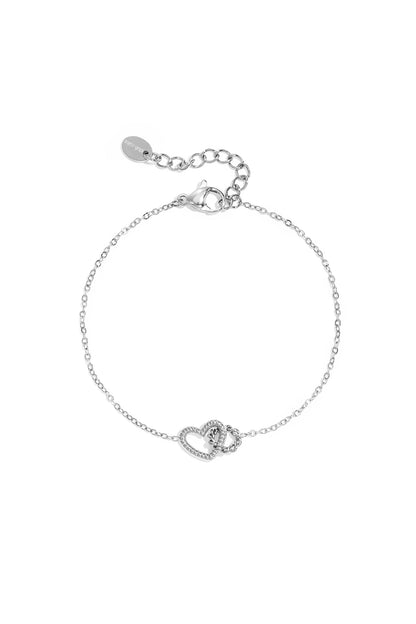 Armband mit verbundenem Herzanhänger