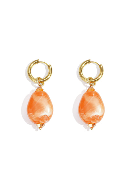 Earrings with asymmetrical bead