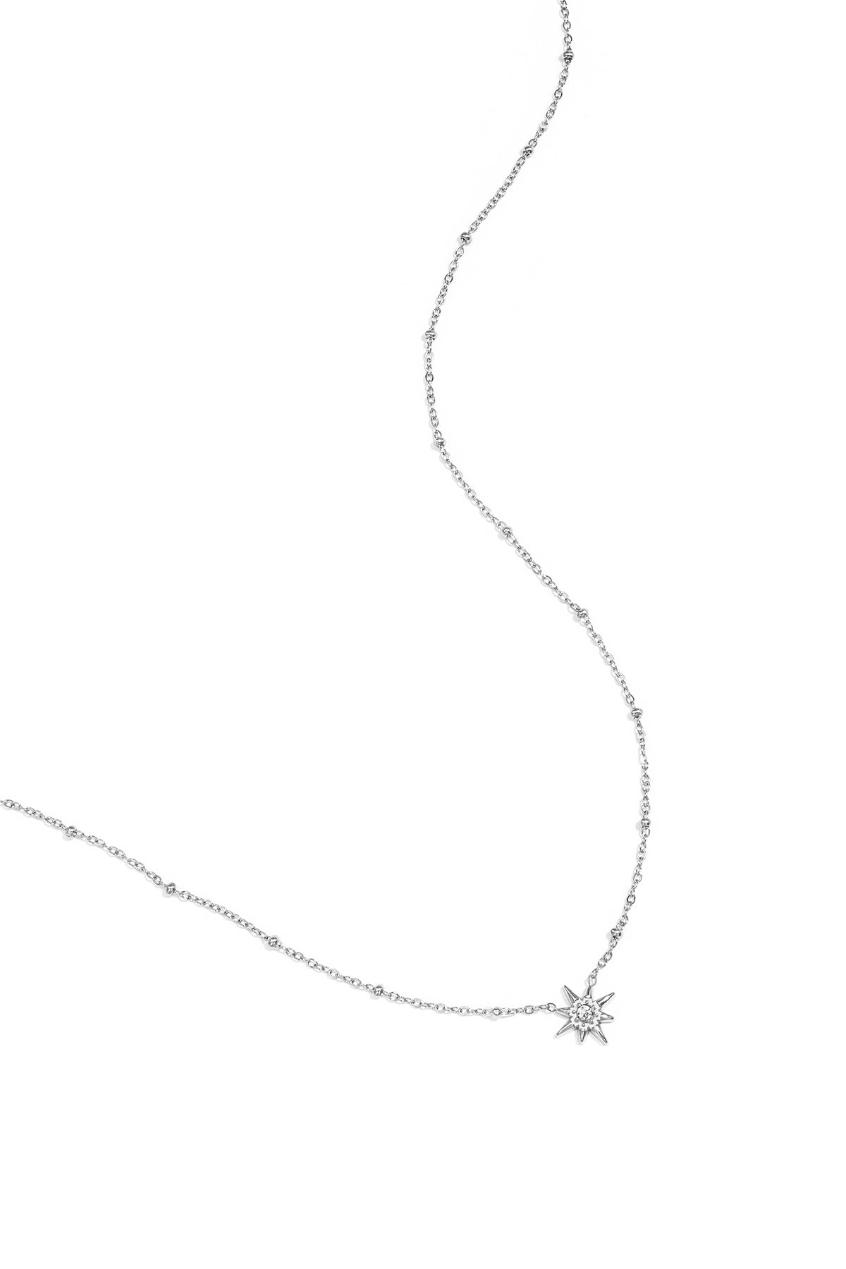 Halskette mit Perlen und Sternschnuppe