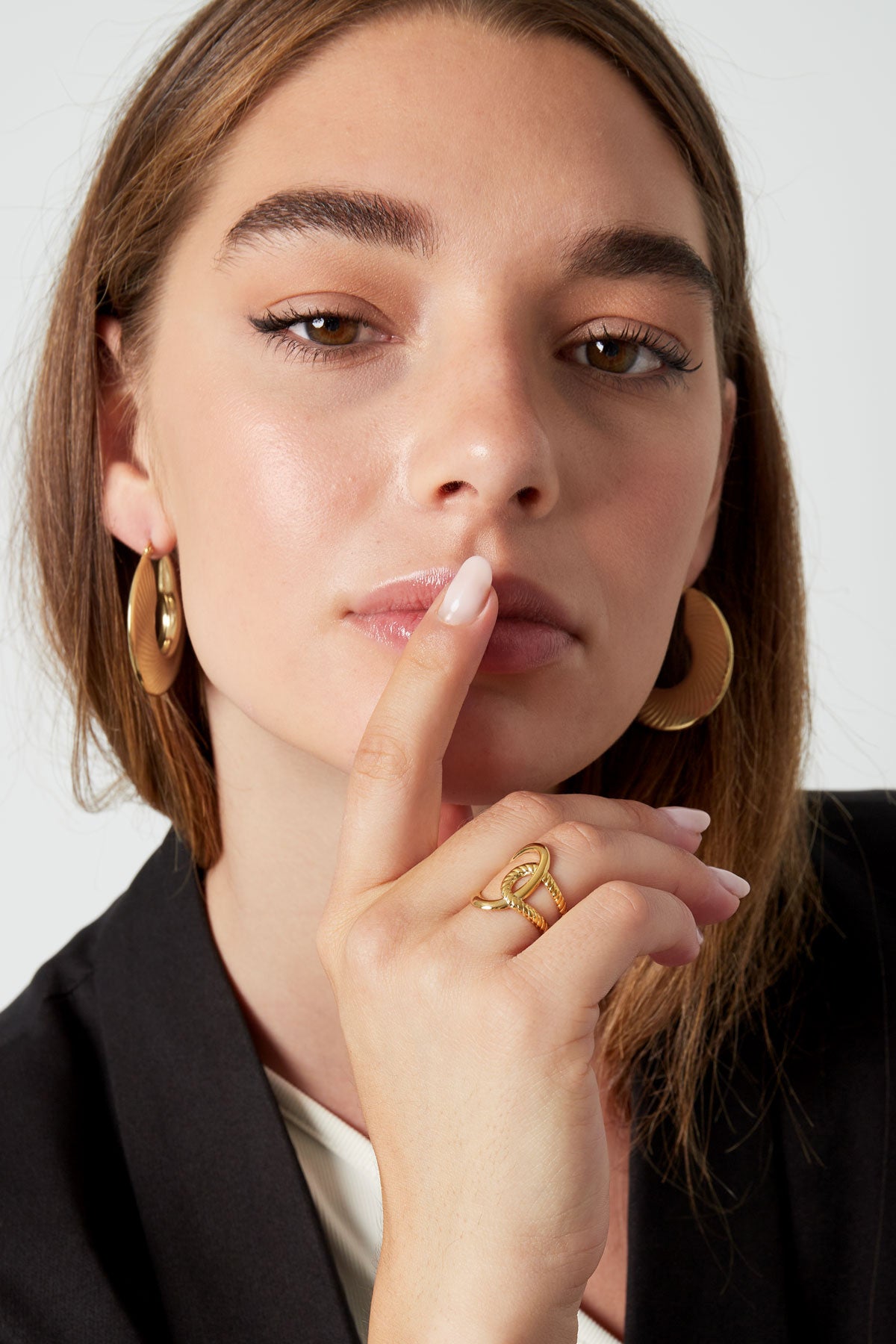 Ringknotendetail – Goldfarbe - Goldfarbefarbe