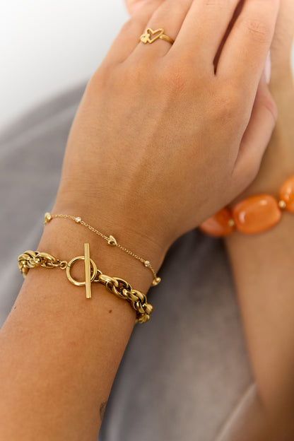 Armband mit gefüllten Herzen
